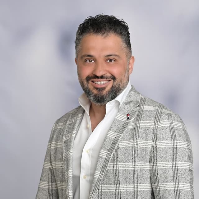 Alireza Siadat